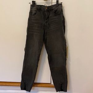 Hollister Ultra High Rise Black Mom Jeans